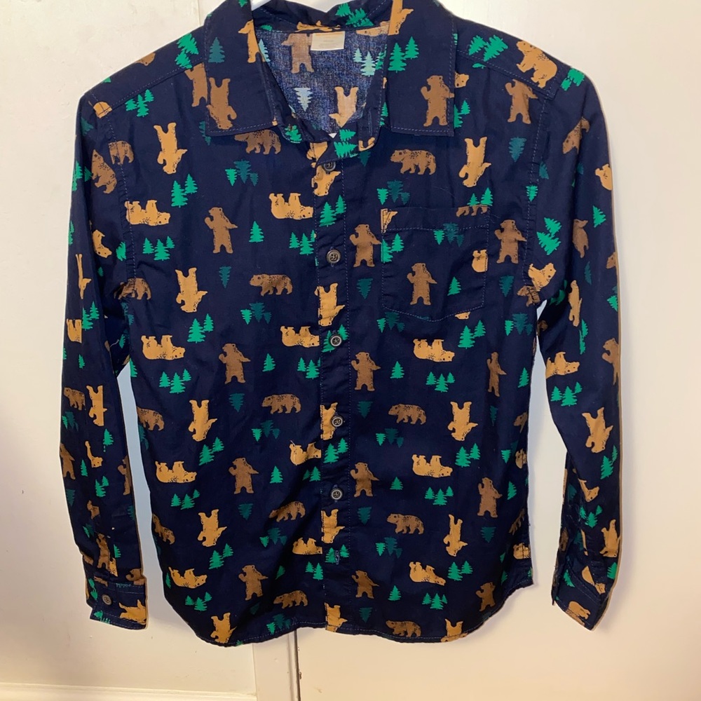 🧸🎄🎁 Christmas Holiday Gymboree shirt with bears and trees. Worn once.